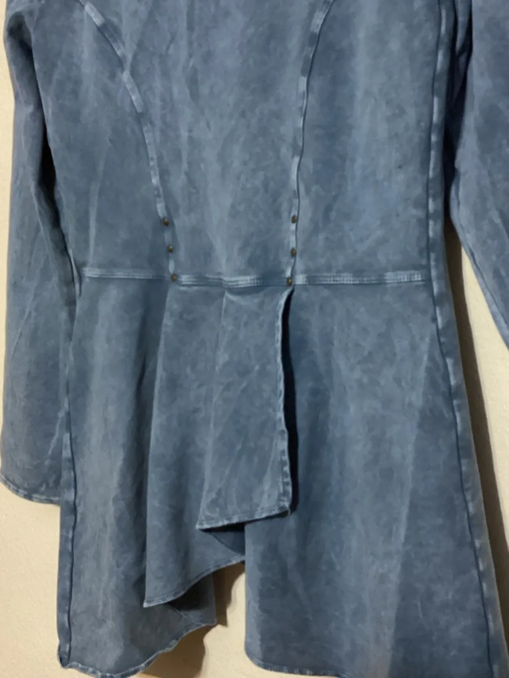 Testimony Los Angeles Women’s Blue Victorian Jacket - Picture 14 of 15